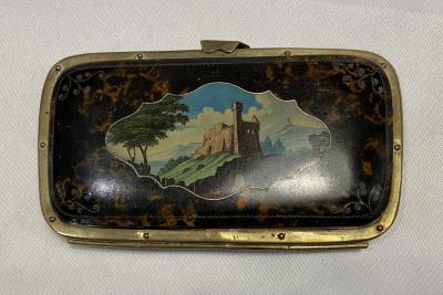 container, cigar