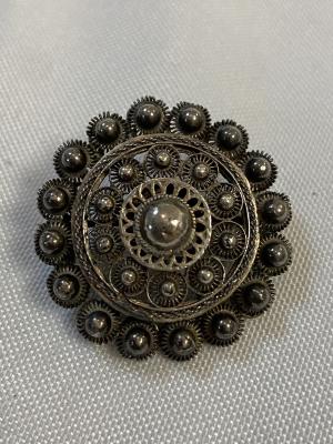 Pin